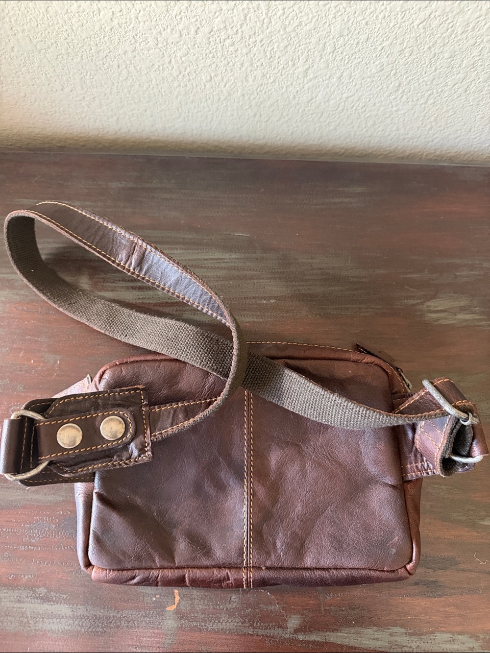Jack George’s Brown Leather Crossbody Bag - Picture 2 of 4